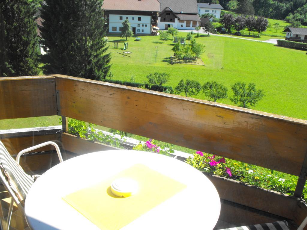 Olympia Apartment Latschach ober dem Faakersee エクステリア 写真